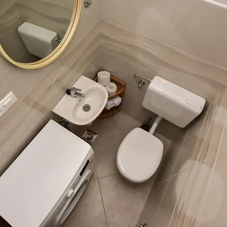 Luka Apartment